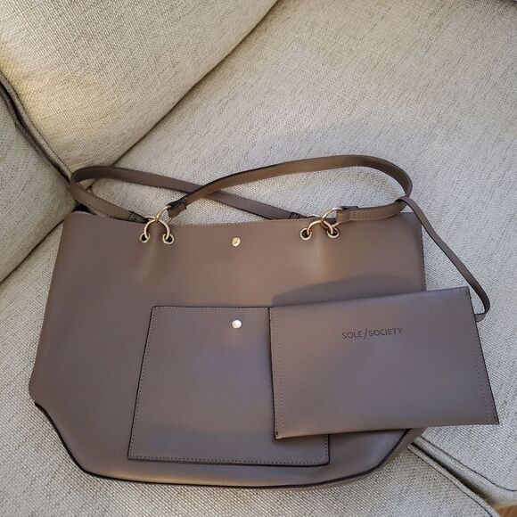 Sole Society Fronto Faux Leather Tote - Picture 9 of 12